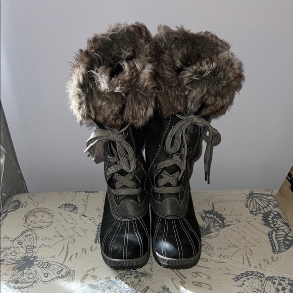 London Fog Shoes - London Fog Black and Gray Winter Boots with Faux Fur